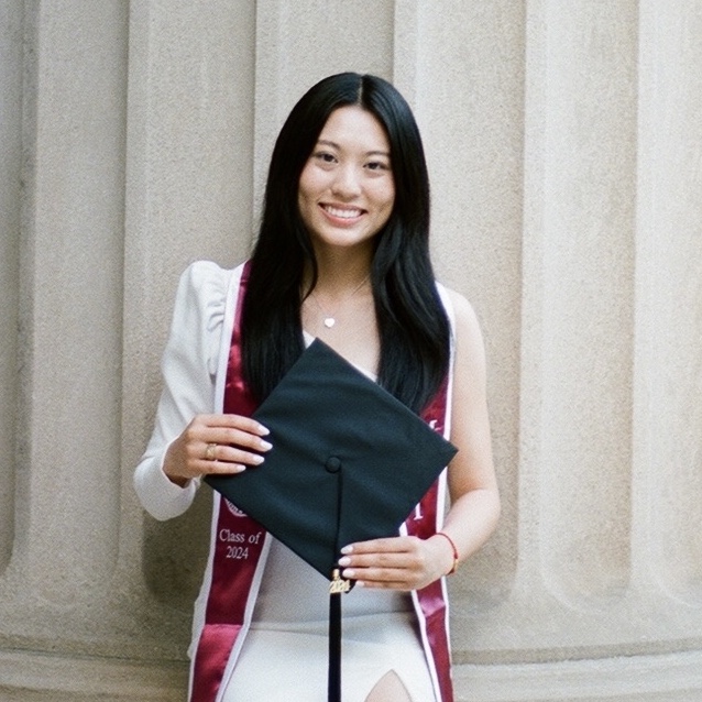 Headshot of Sophia Zheng