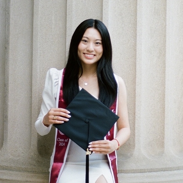 Headshot of Sophia Zheng